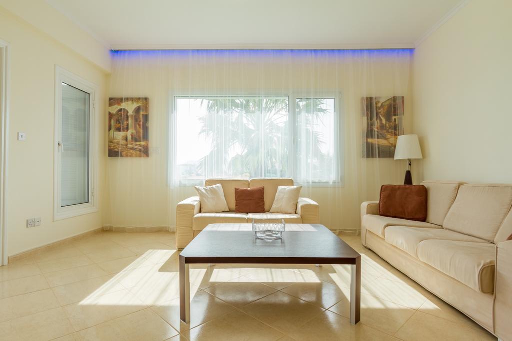 Villa Riverside 폴리스 외부 사진